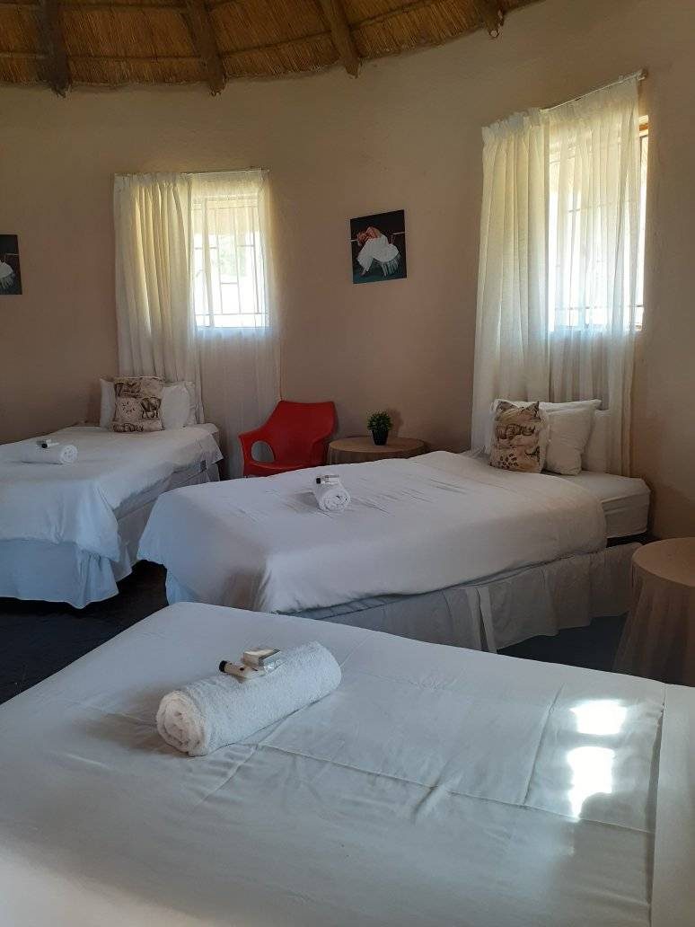Family house F1 room